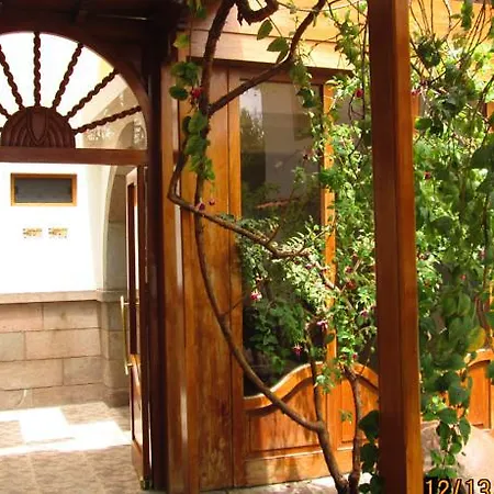 Tierra Del Sol Hotel